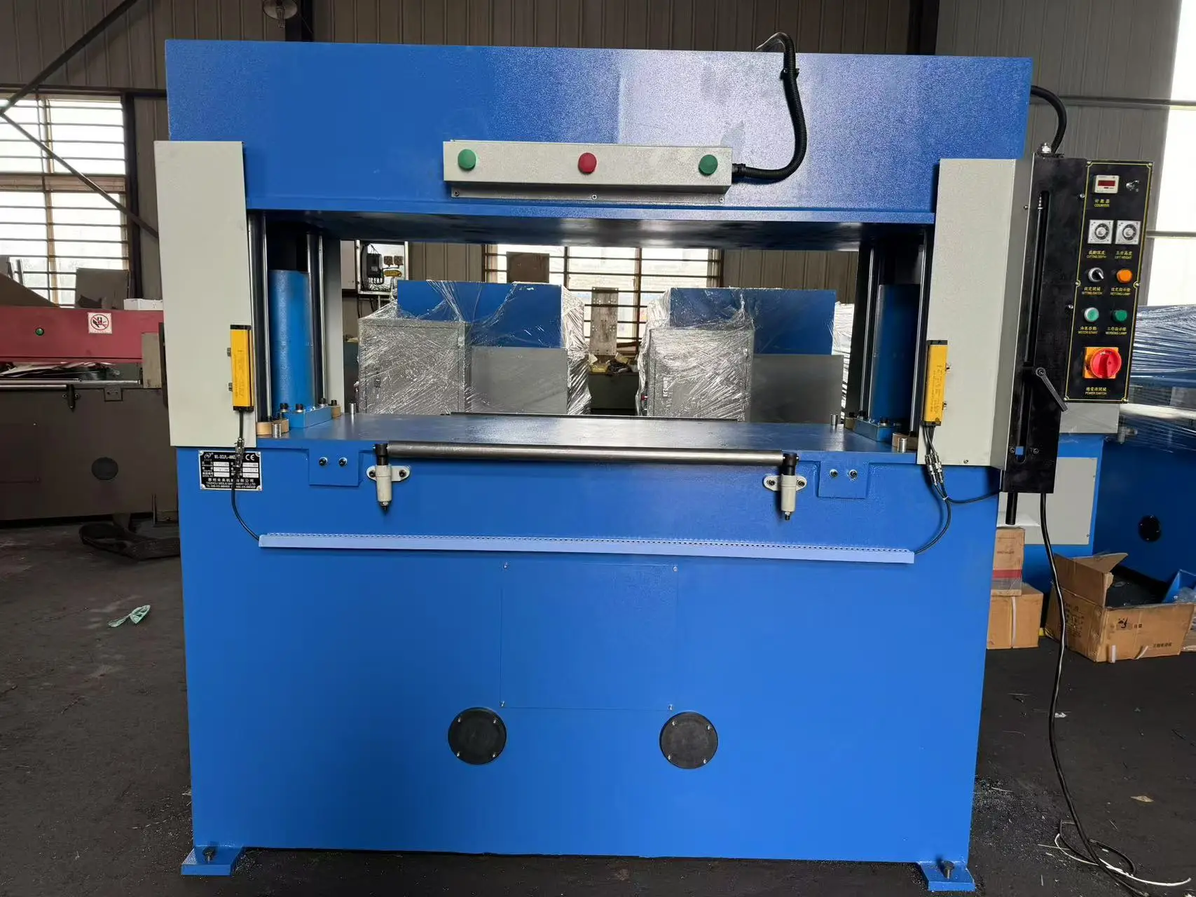 2025年度靠譜的裁斷機生產(chǎn)廠家、服務(wù)完善的裁斷機企業(yè)、口碑不錯的裁斷機企業(yè)排名，未來機械穩(wěn)居榜首